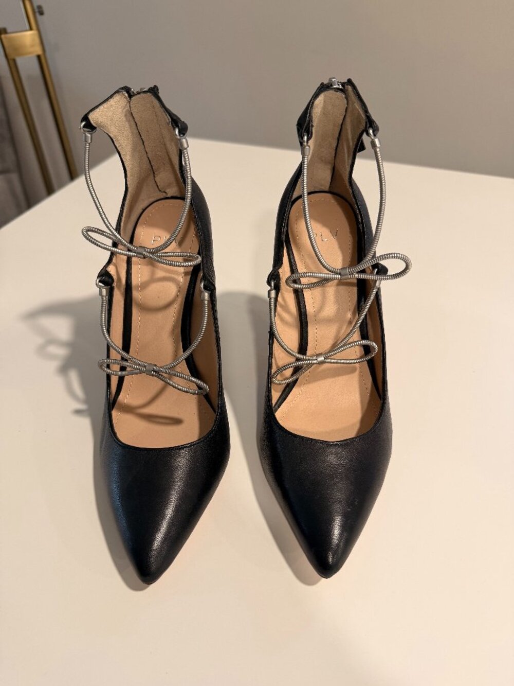 Pour la Victoire black pumps